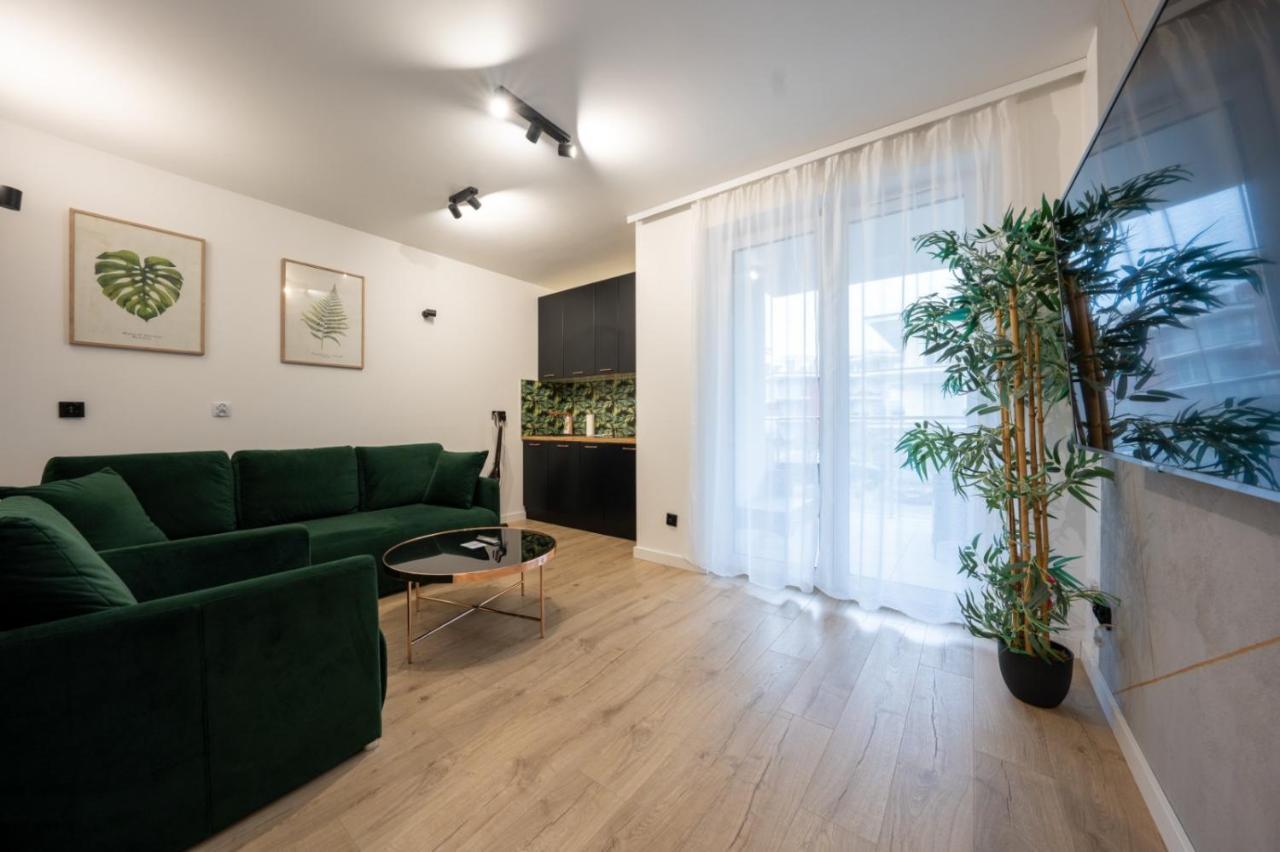 Rodzinne Apartamenty Bardzo Blisko Plazy Rewal Exterior photo