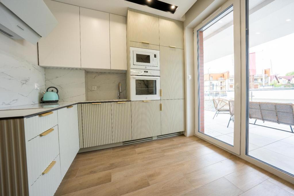 Rodzinne Apartamenty Bardzo Blisko Plazy Rewal Exterior photo
